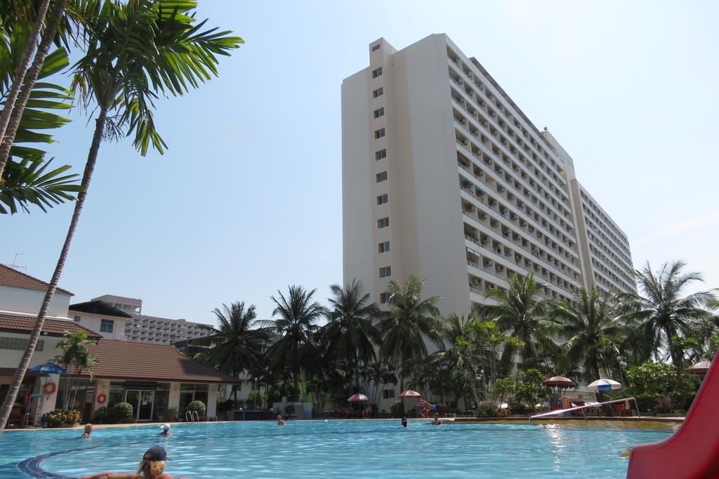 View Talay 1B Studio Pattaya Exteriör bild